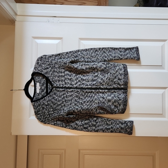 Ann Taylor Loft Black and White Zip Up Sweater Size XS - Picture 1 of 6